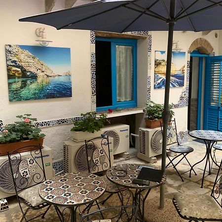 Cortile Azzurro Hotell Trapani Exteriör bild