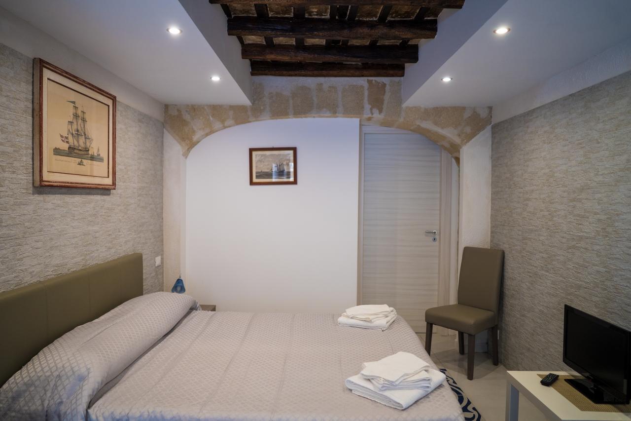 Cortile Azzurro Hotell Trapani Exteriör bild